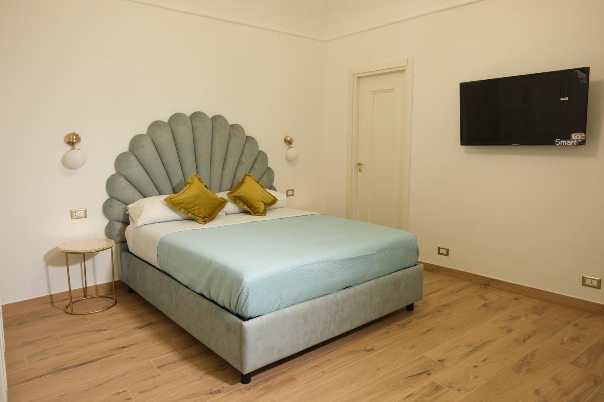 Relais Cristallini Наполи Екстериор снимка